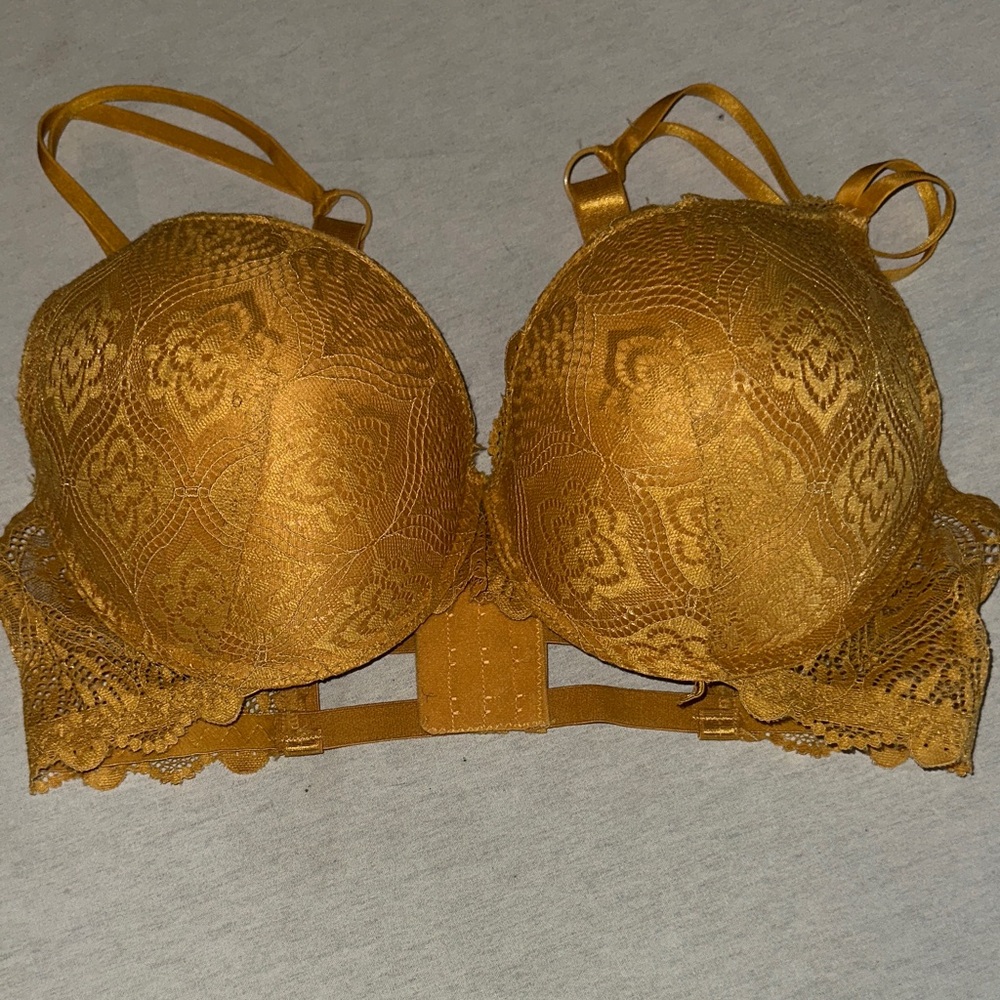 Womens Size 34D KISS & Tell Luxurious Lace Women's Bra in Gold